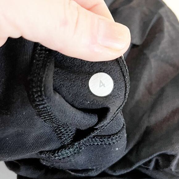 Lululemon No Limits Sleeveless Mesh Long Tank Top with Shelf Bra Black 4 - Picture 3 of 11